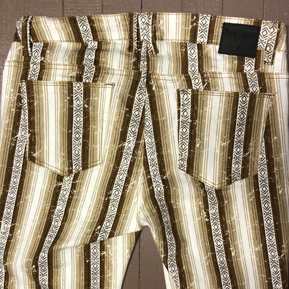 Lucky & Blessed Aztec Patteren Mid Rise Ankle Skinny Jean - Picture 7 of 9